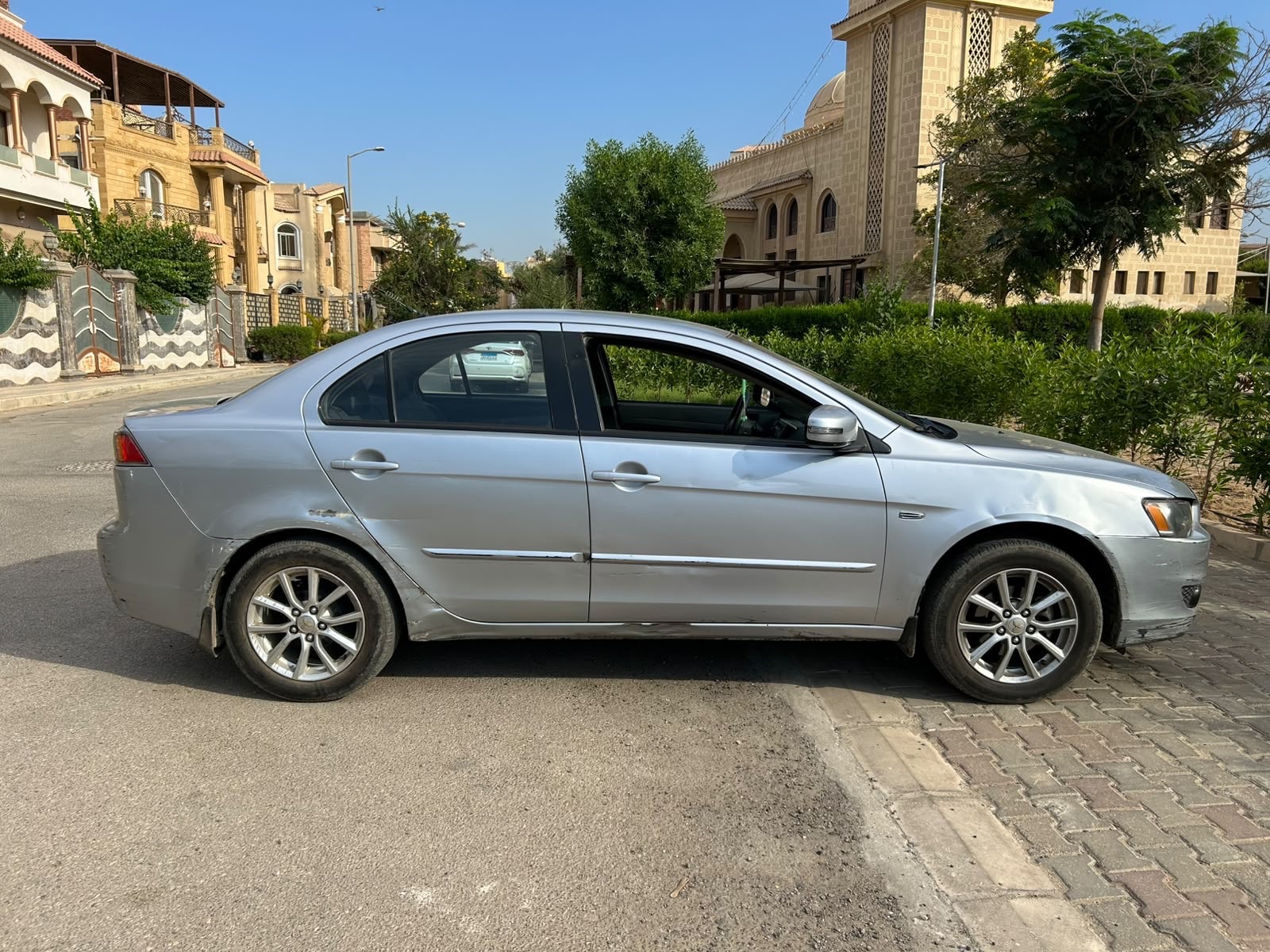 Mitsubishi lancer 2015